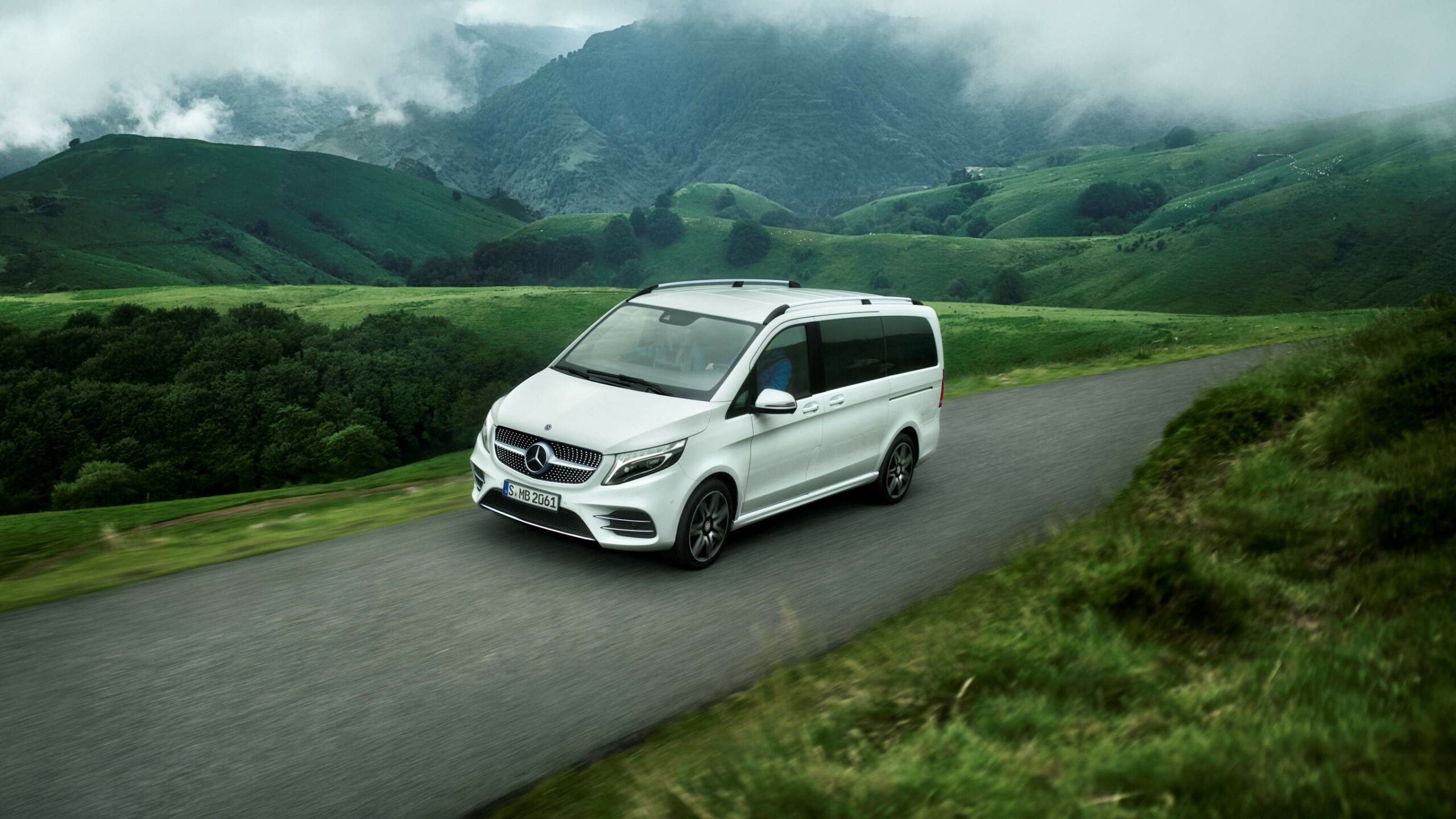 Mercedes-Benz-Classe-V-10