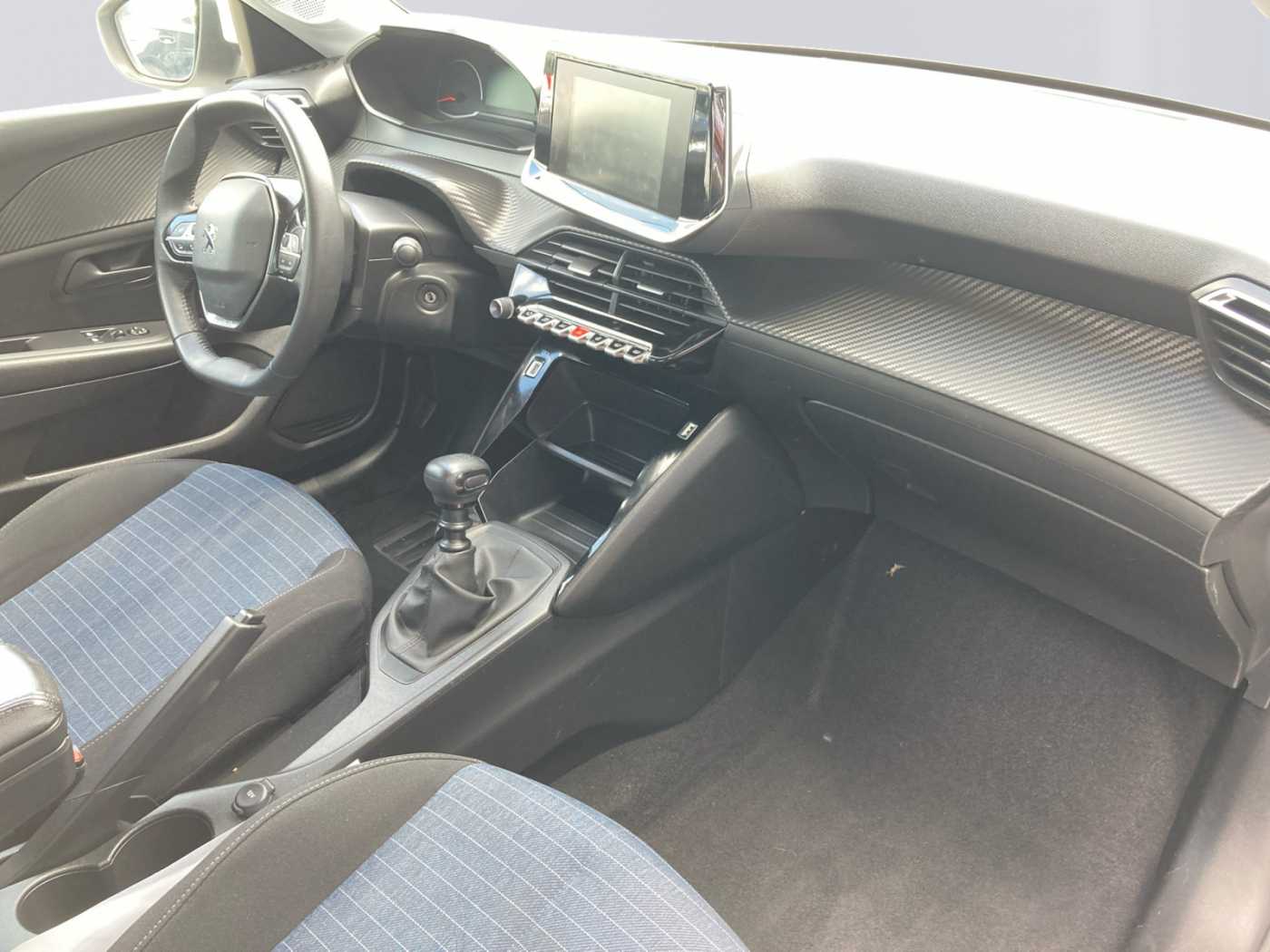 xxl_kfz111266472_vr3ubyhtkm5873530_14_enter-codriver-driver.jpg