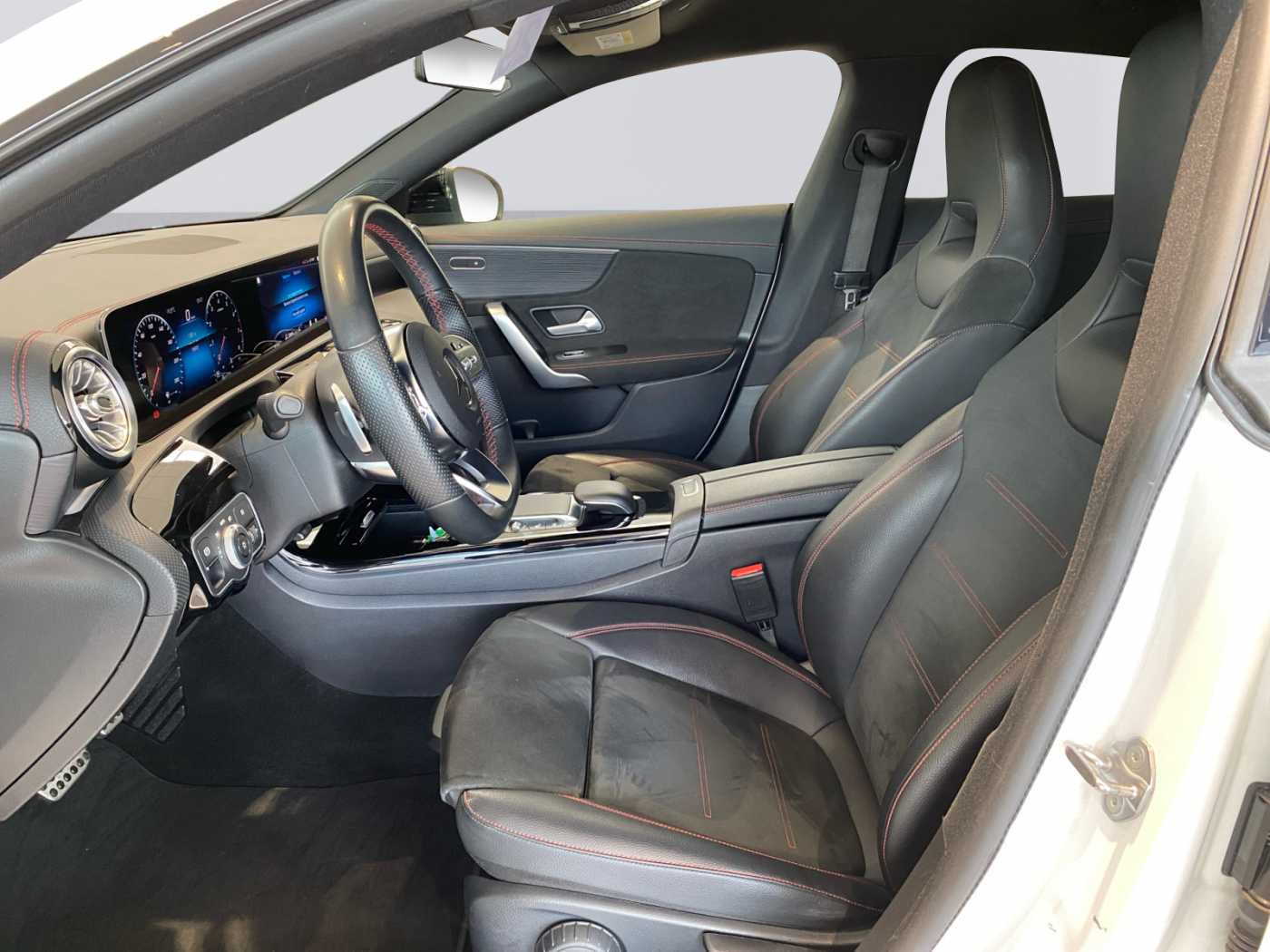 xxl_kfz111443894_w1k1186841n118723_08_enter-driver-codriver.jpg