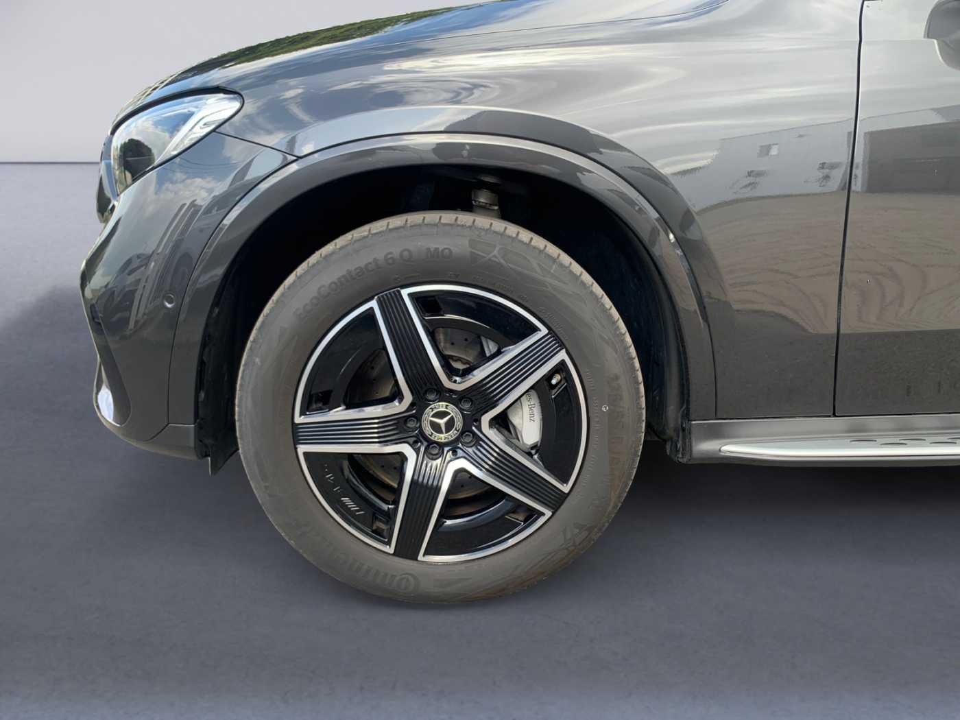 xxl_kfz111600974_v1nkm0kb2rf162226_13_rim-front-left.jpg