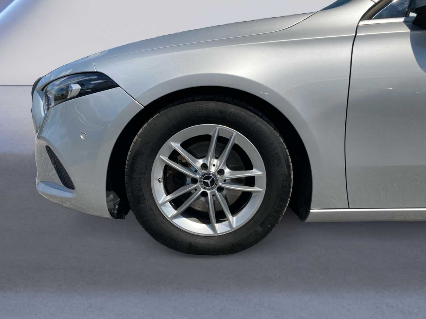 xxl_kfz111641360_wdd0kg0841kg87194_13_rim-front-left.jpg
