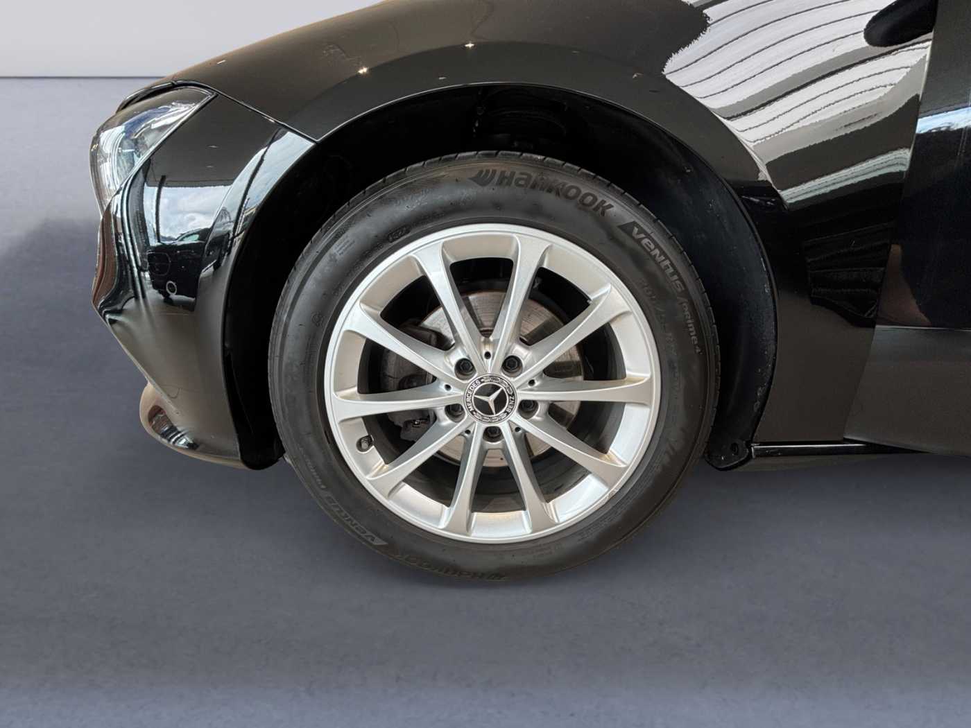 xxl_kfz111790285_w1k1183841n222096_13_rim-front-left.jpg