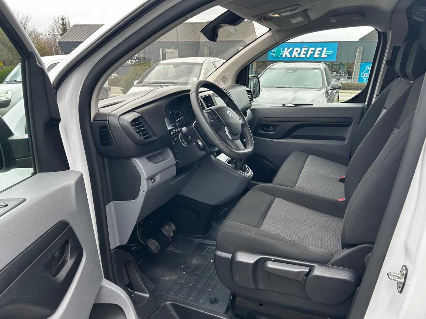 xxl_kfz111791577_0b9109e4-1c5d-4584-85c1-af432055d21f_1748254883413.jpeg