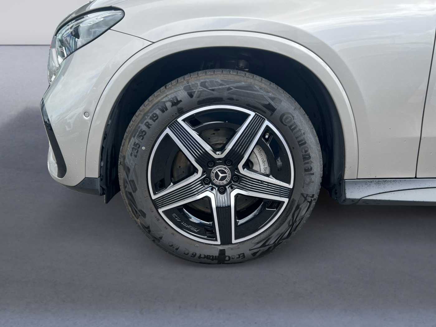 xxl_kfz111794484_w1nkm0kb1rf117858_13_rim-front-left.jpg