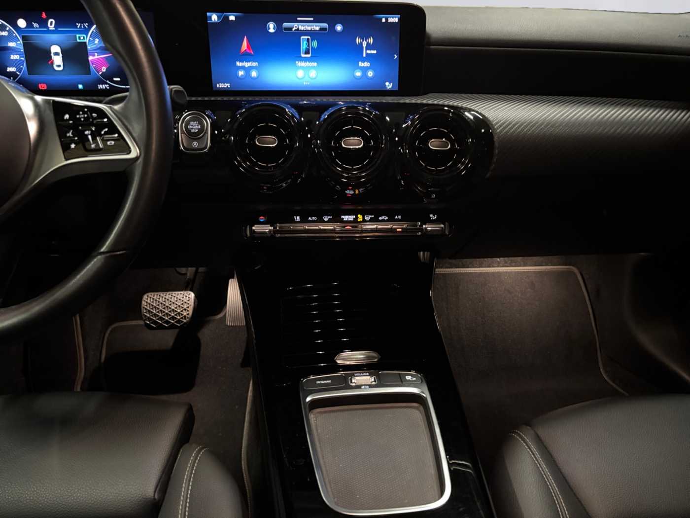 xxl_kfz111794996_w1k3g8eb7pj407843_10_center-console-down.jpg