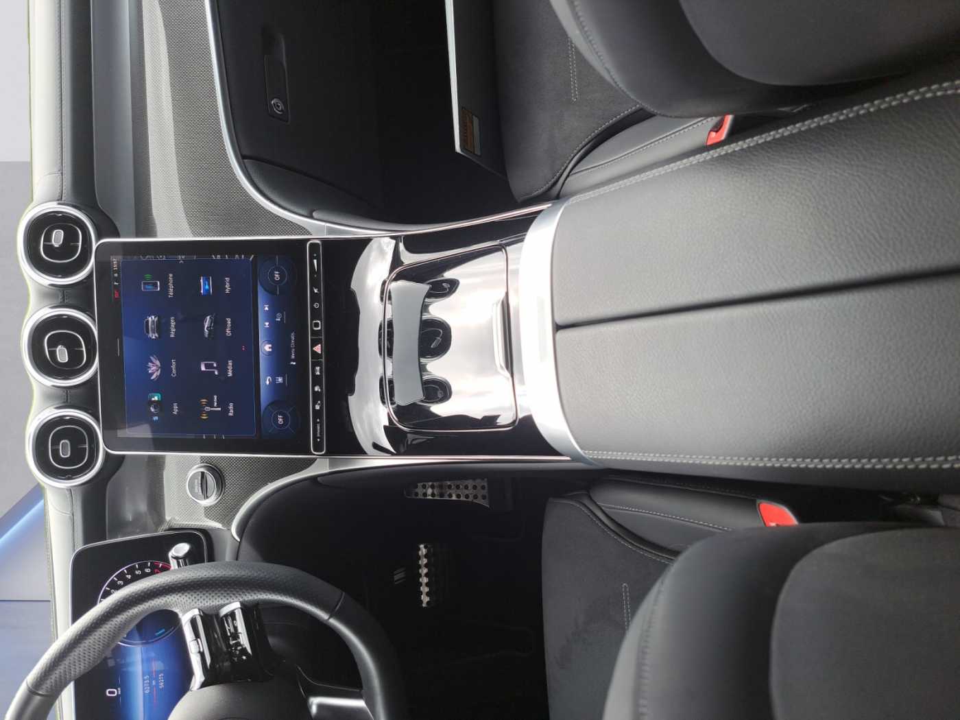 xxl_kfz111796316_w1nkm5gbxrf118657_10_center-console-down.jpg