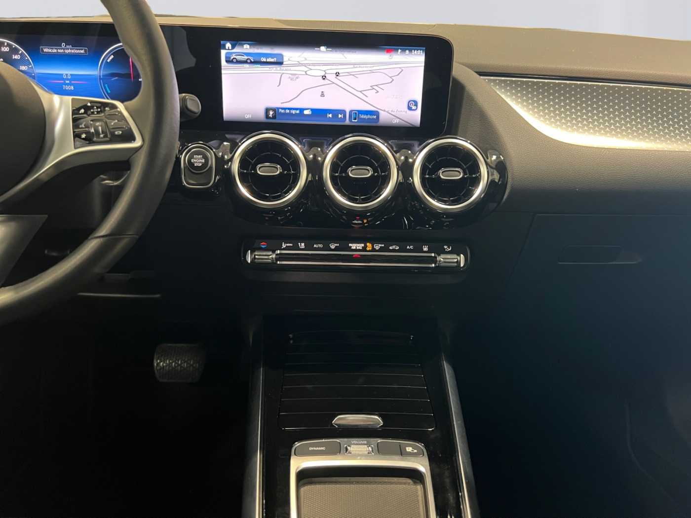 xxl_kfz111991050_w1n4n8fb0sj629368_10_center-console-down.jpg