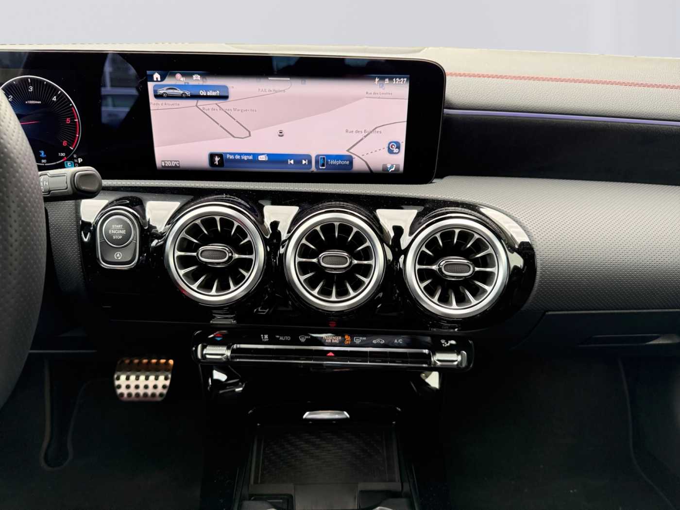 xxl_kfz112020851_w1k5j1cbksn486091_10_center-console-down.jpg