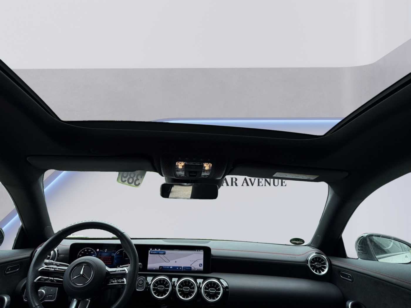 xxl_kfz112021665_w1k5m8fbxsn487043_10_center-console-down.jpg