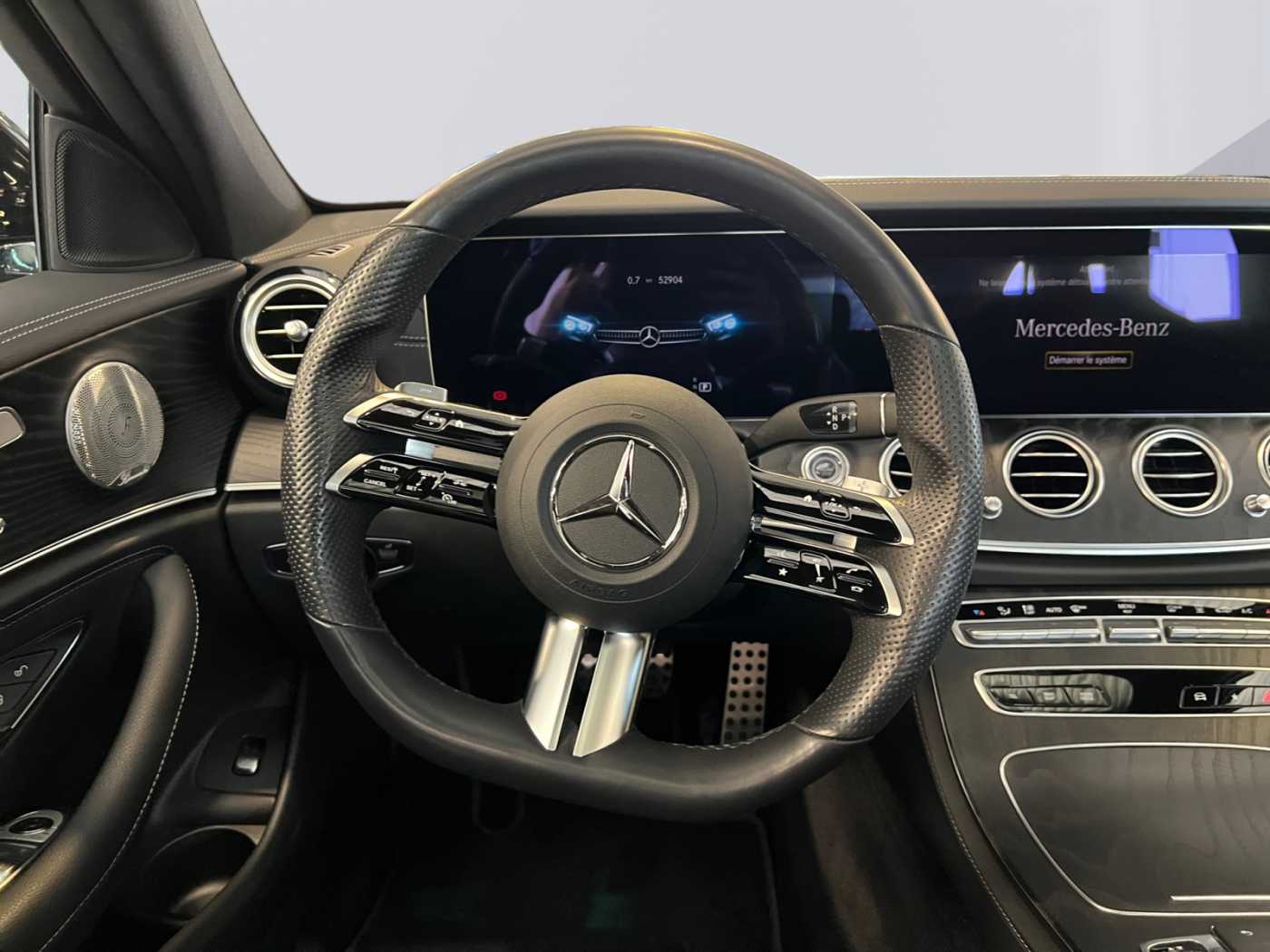xxl_kfz112229767_w1k2132871a971549_11_steering-wheel-driver.jpg
