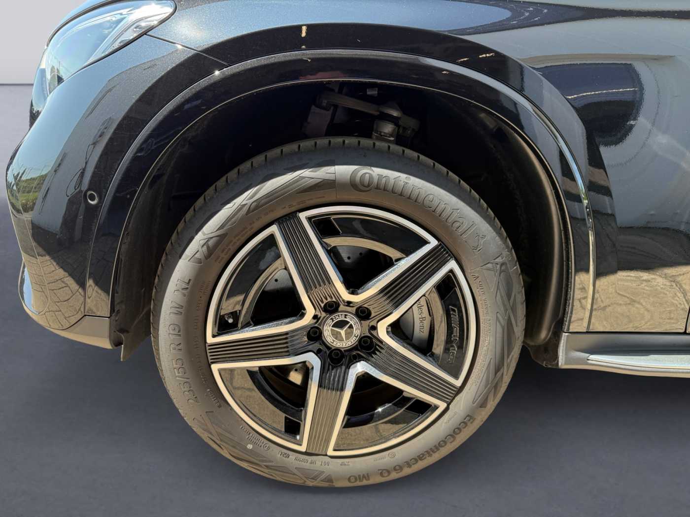 xxl_kfz112276953_w1nkm0kb3ru052734_13_rim-front-left.jpg
