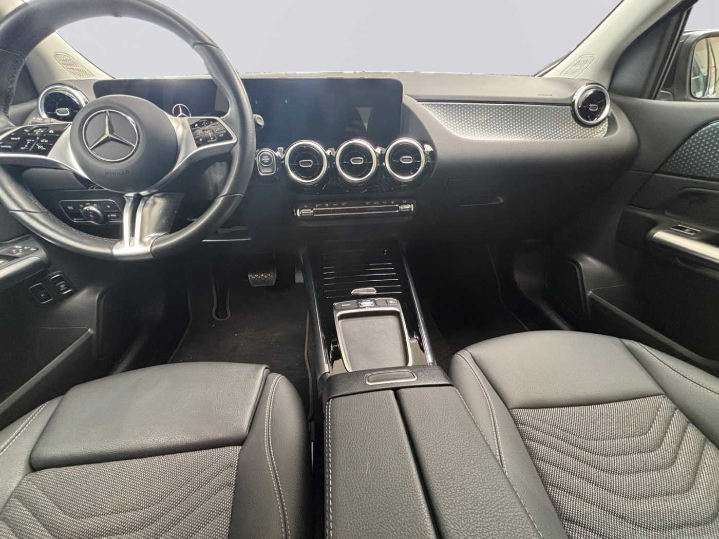 xxl_kfz112299647_w1k0f8fb80j62100k_10_center-console-down.jpg