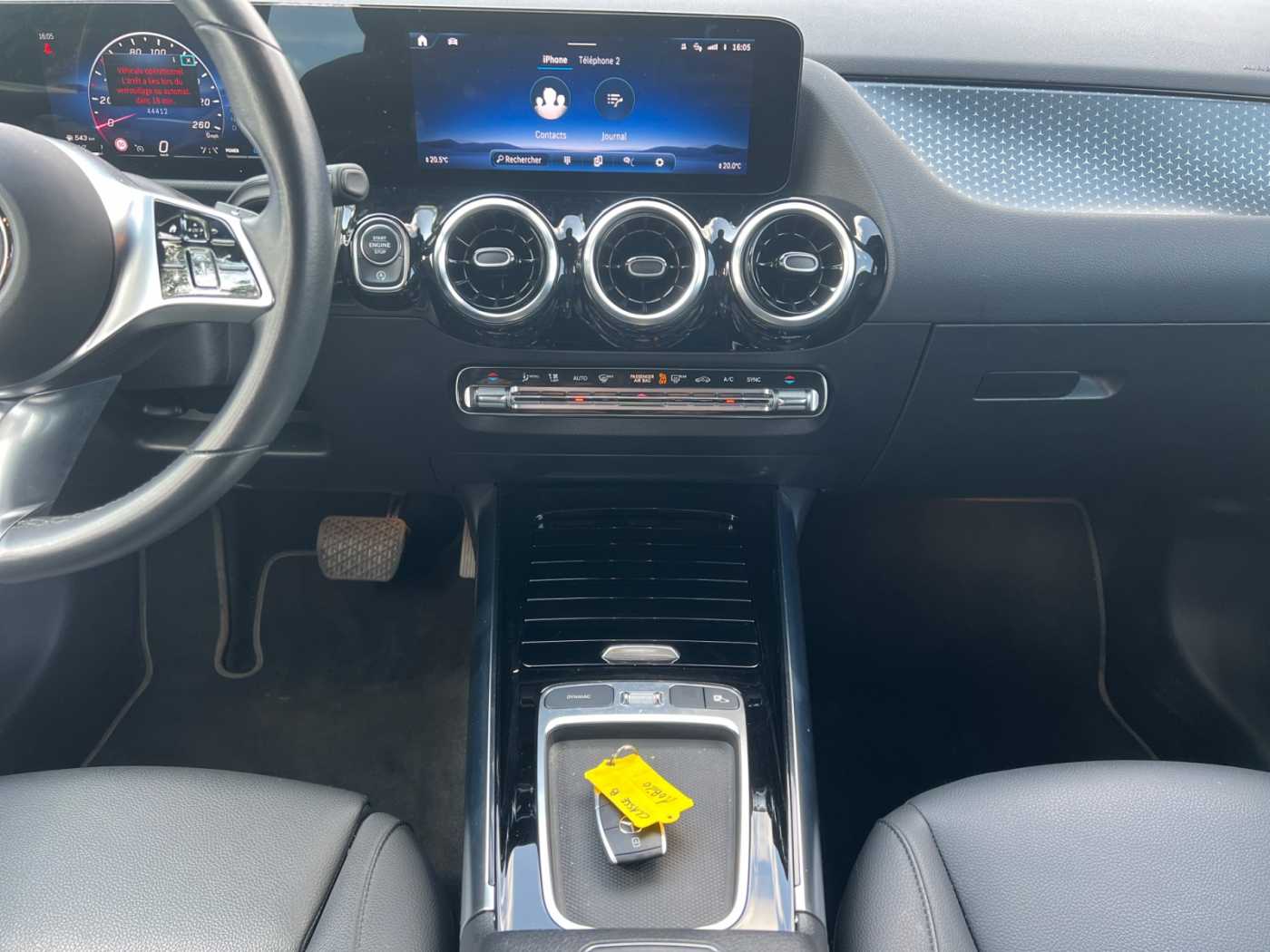 xxl_kfz112320718_w1k4f8eb0pj490104_10_center-console-down.jpg