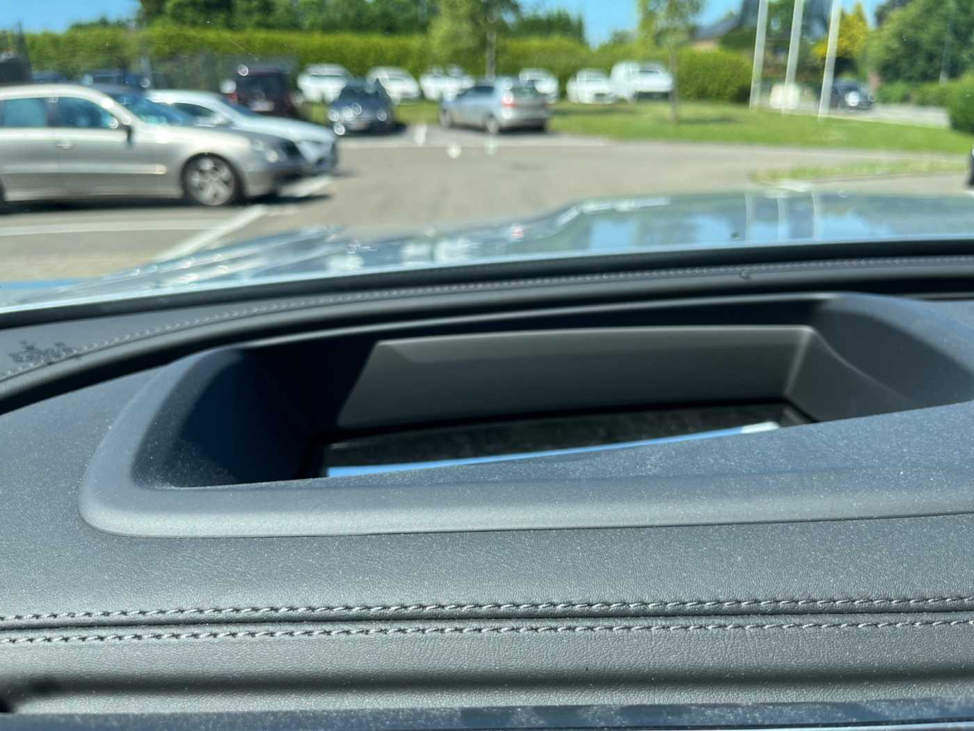 xxl_kfz112483746_w1nkm0kb1su066296_20_feature-5.jpg