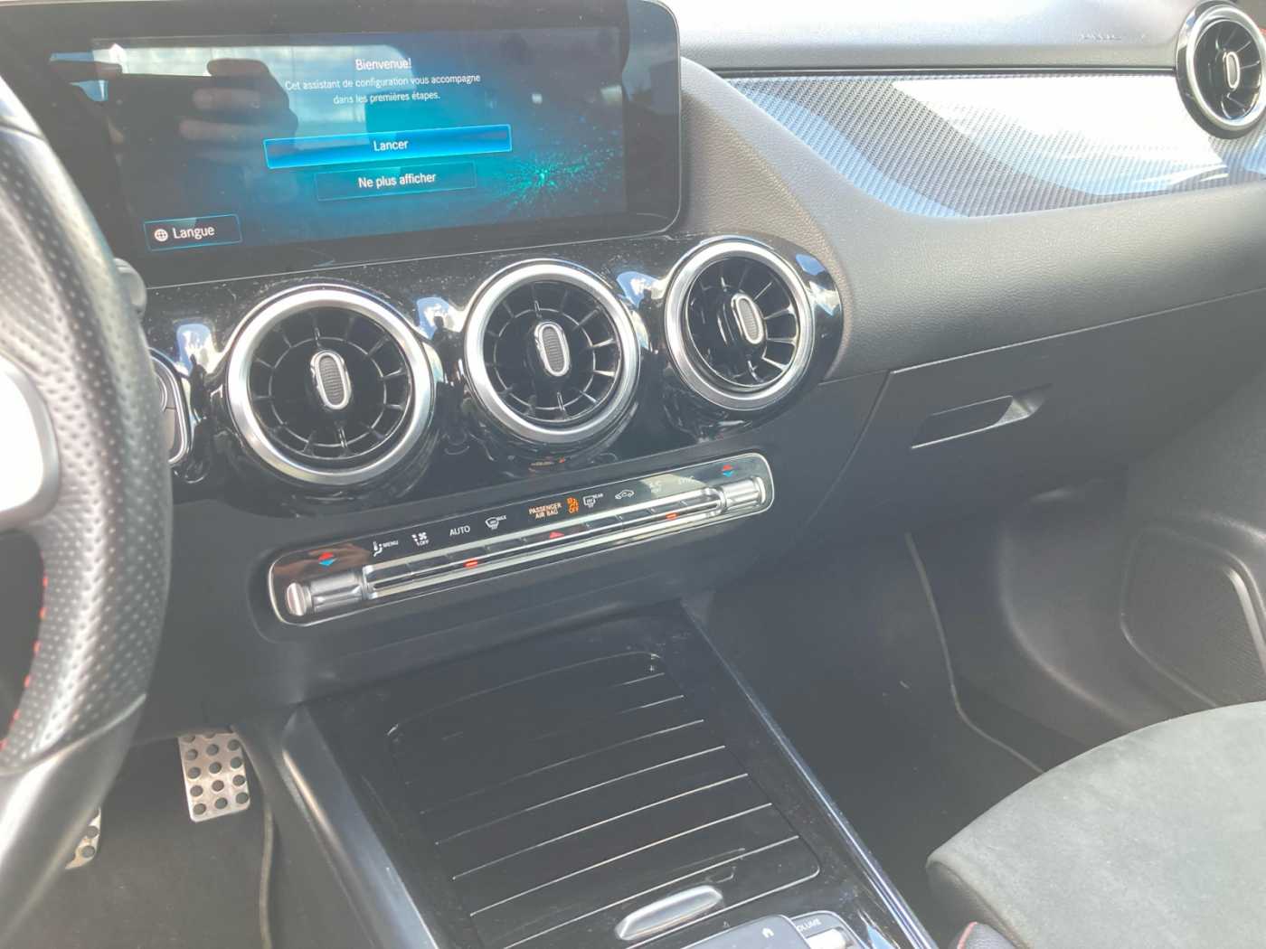 xxl_kfz112776370_w1n2477121j292926_10_center-console-down.jpg