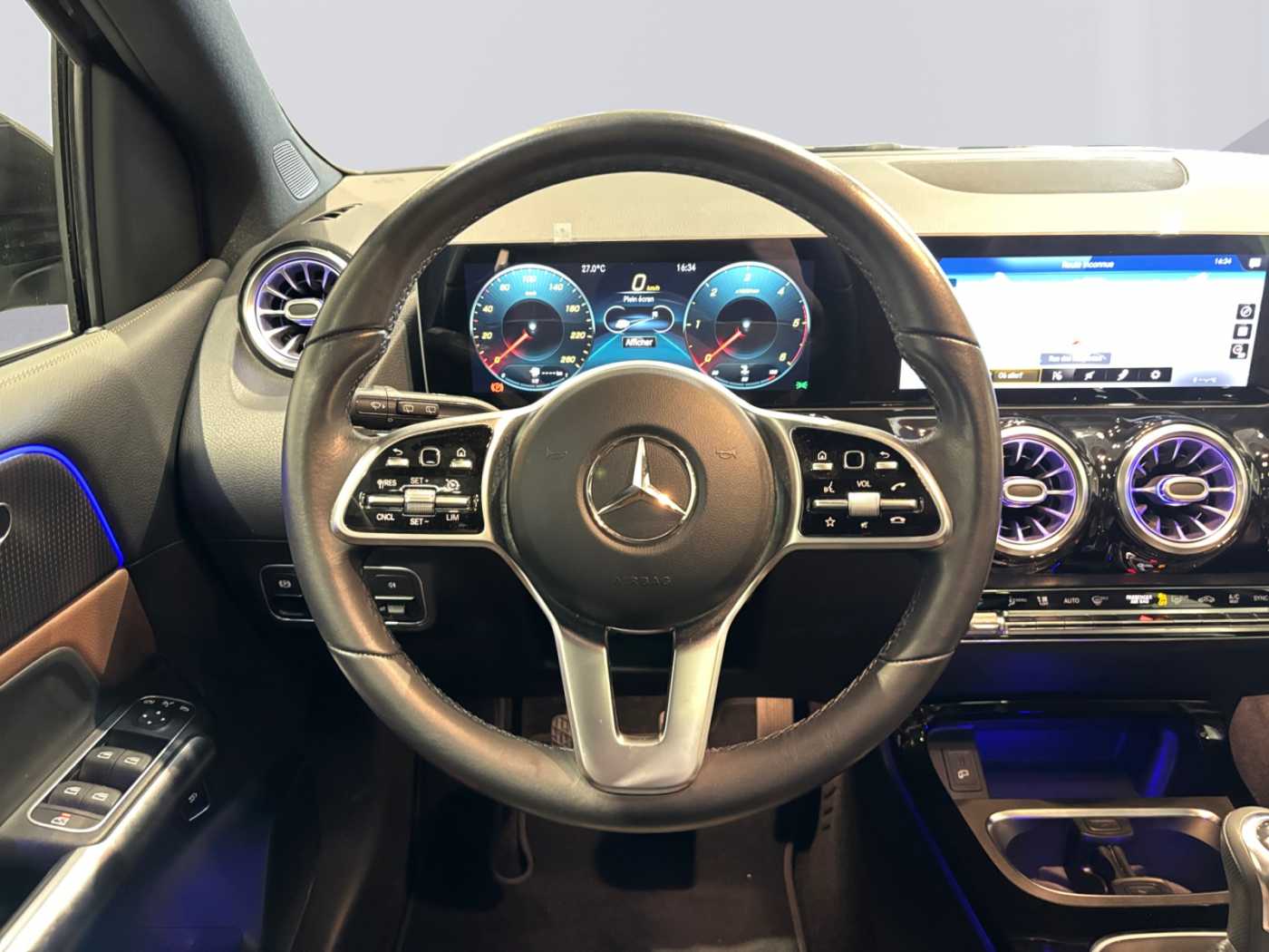 xxl_kfz112817705_w1k2470031j112748_11_steering-wheel-driver.jpg