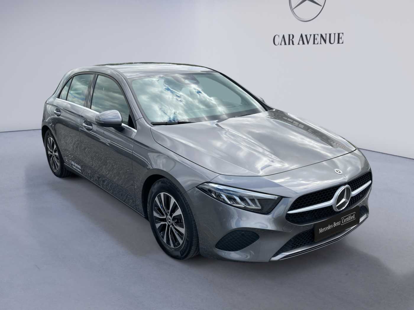 xxl_kfz113091293_w1k3f8eb5pv173553_06_front-right.jpg