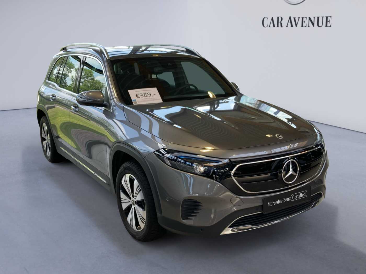 xxl_kfz113123738_w1n9m0bb9rn072530_06_front-right.jpg