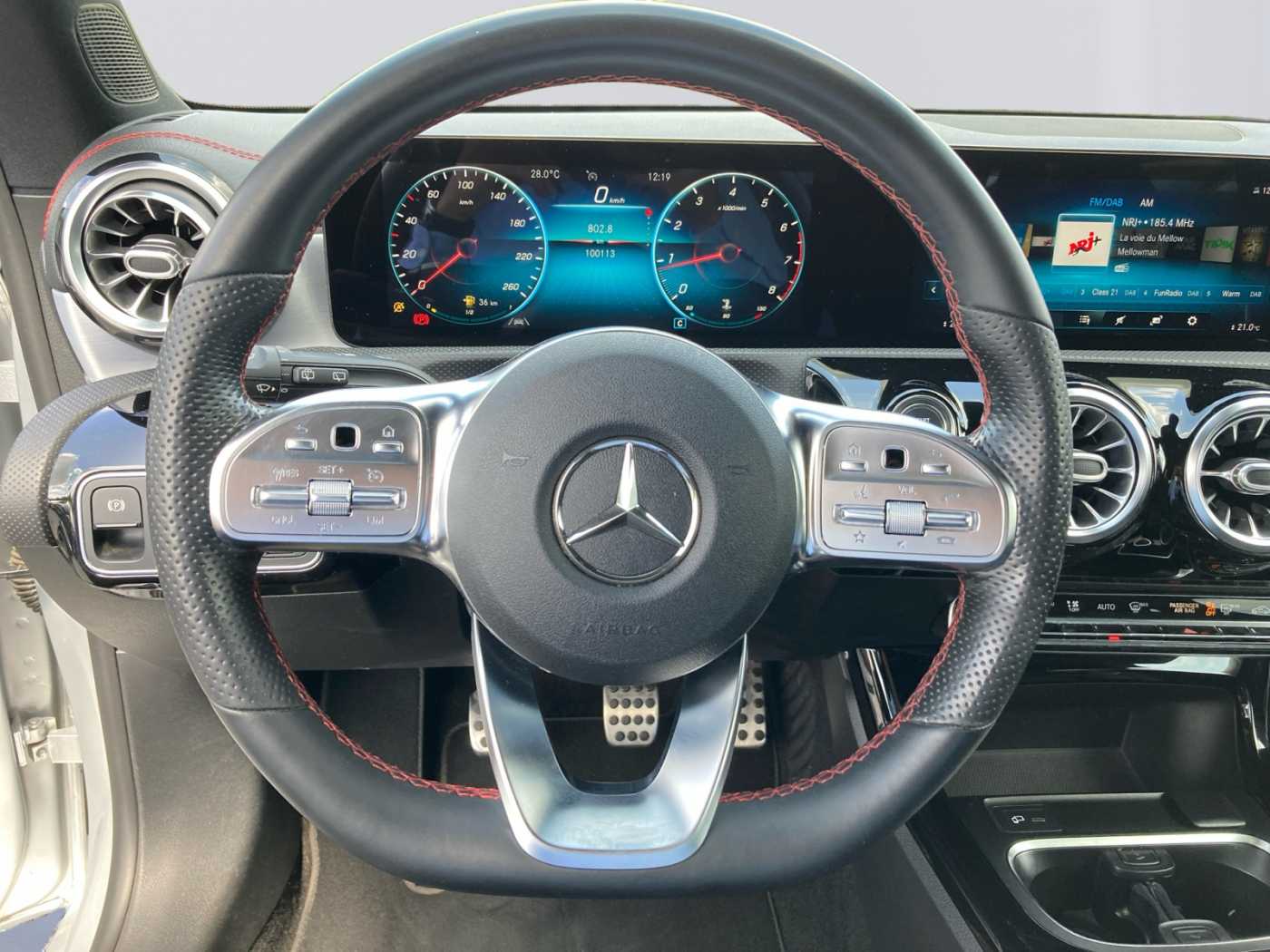 xxl_kfz113191888_w1k1186841n158293_11_steering-wheel-driver.jpg
