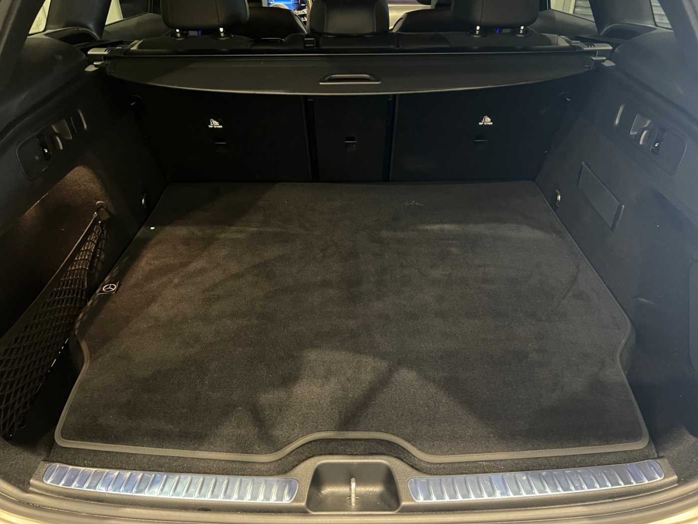 xxl_kfz113038002_w1nkm0kb3rf114430_26_feature-11.jpg