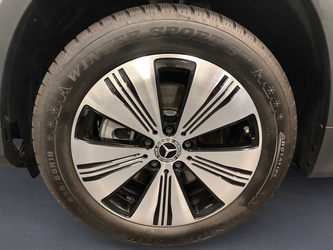 xxl_kfz113121555_w1n9m0bb0rn073792_13_rim-front-left.jpg