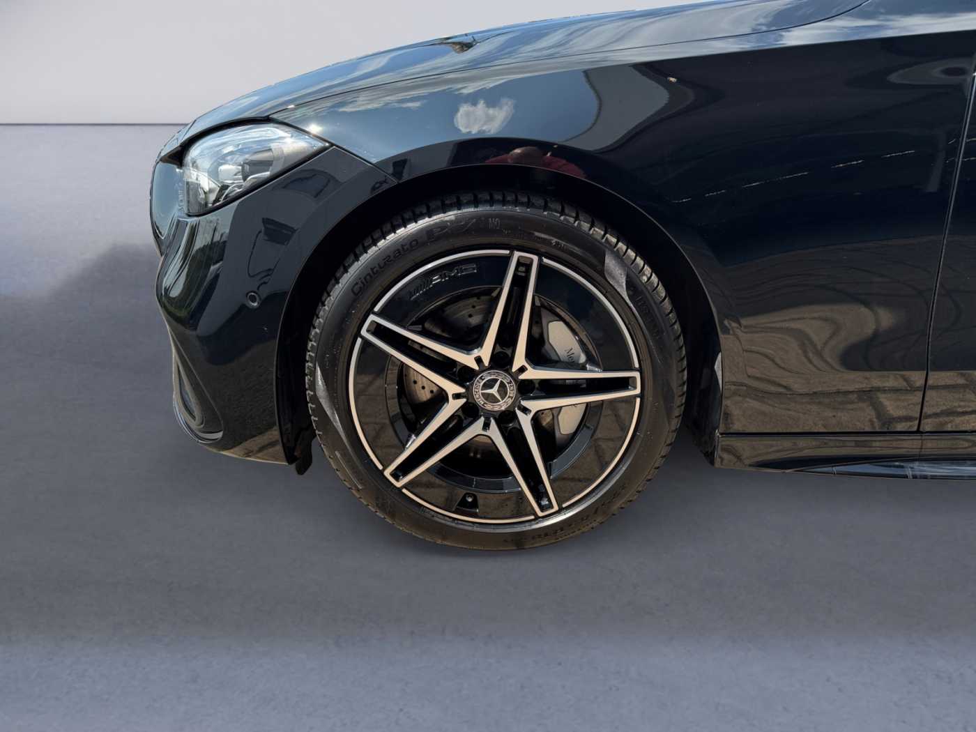 xxl_kfz113379072_w1kah0db5sf174189_13_rim-front-left.jpg