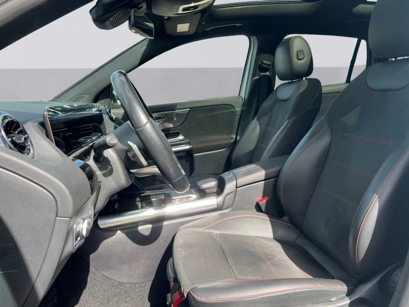 xxl_kfz113407225_w1n2477101j271085_08_enter-driver-codriver.jpg