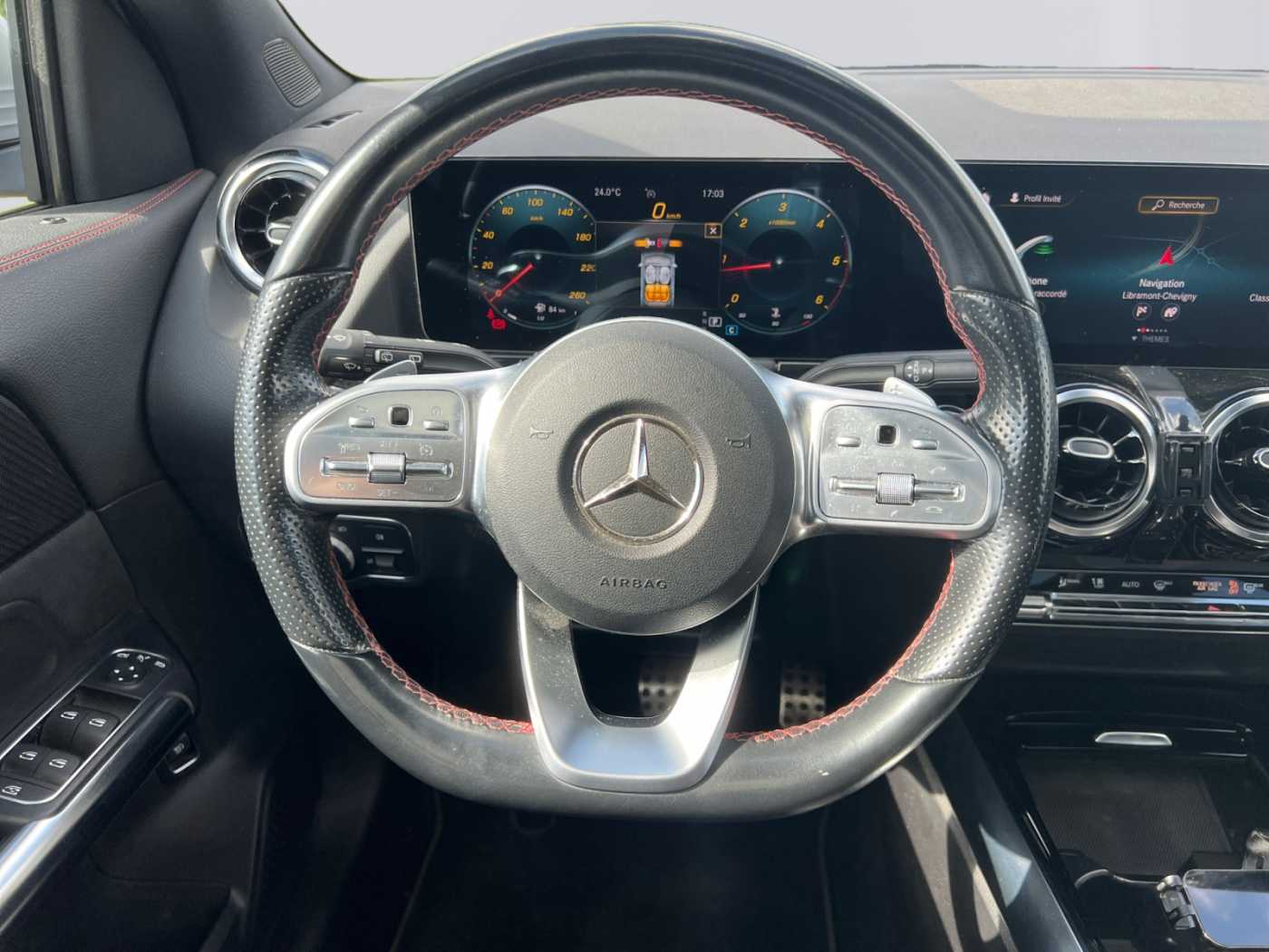xxl_kfz113407225_w1n2477101j271085_11_steering-wheel-driver.jpg