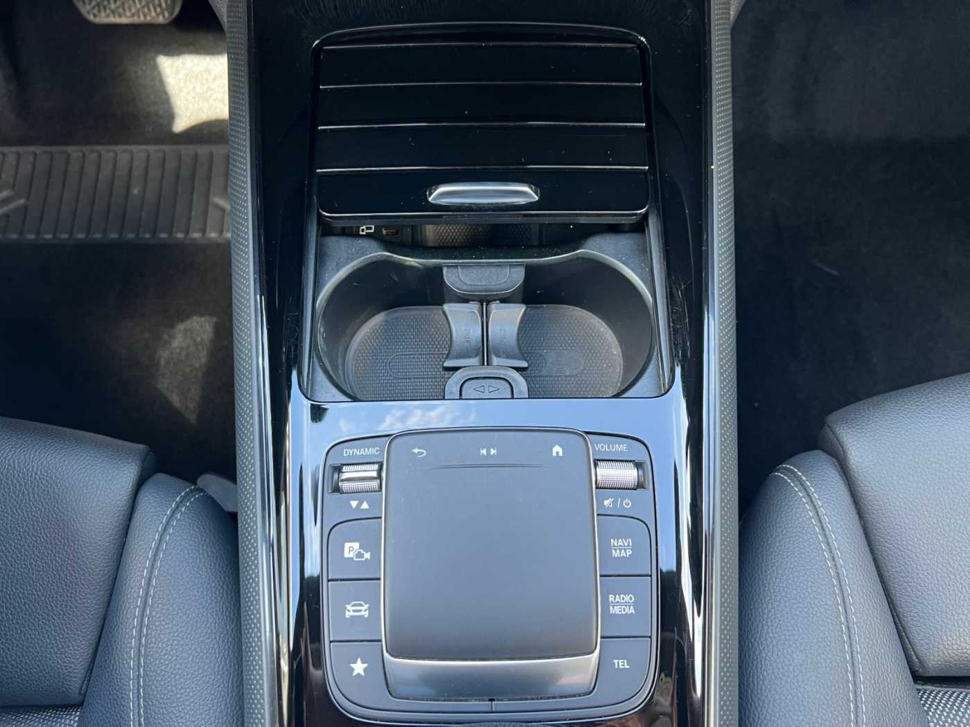xxl_kfz113490542_w1n2477871j125438_17_feature-2.jpg