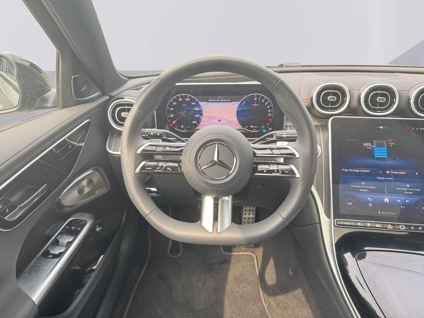 xxl_kfz113824067_w1kah5ebxsf171882_11_steering-wheel-driver.jpg