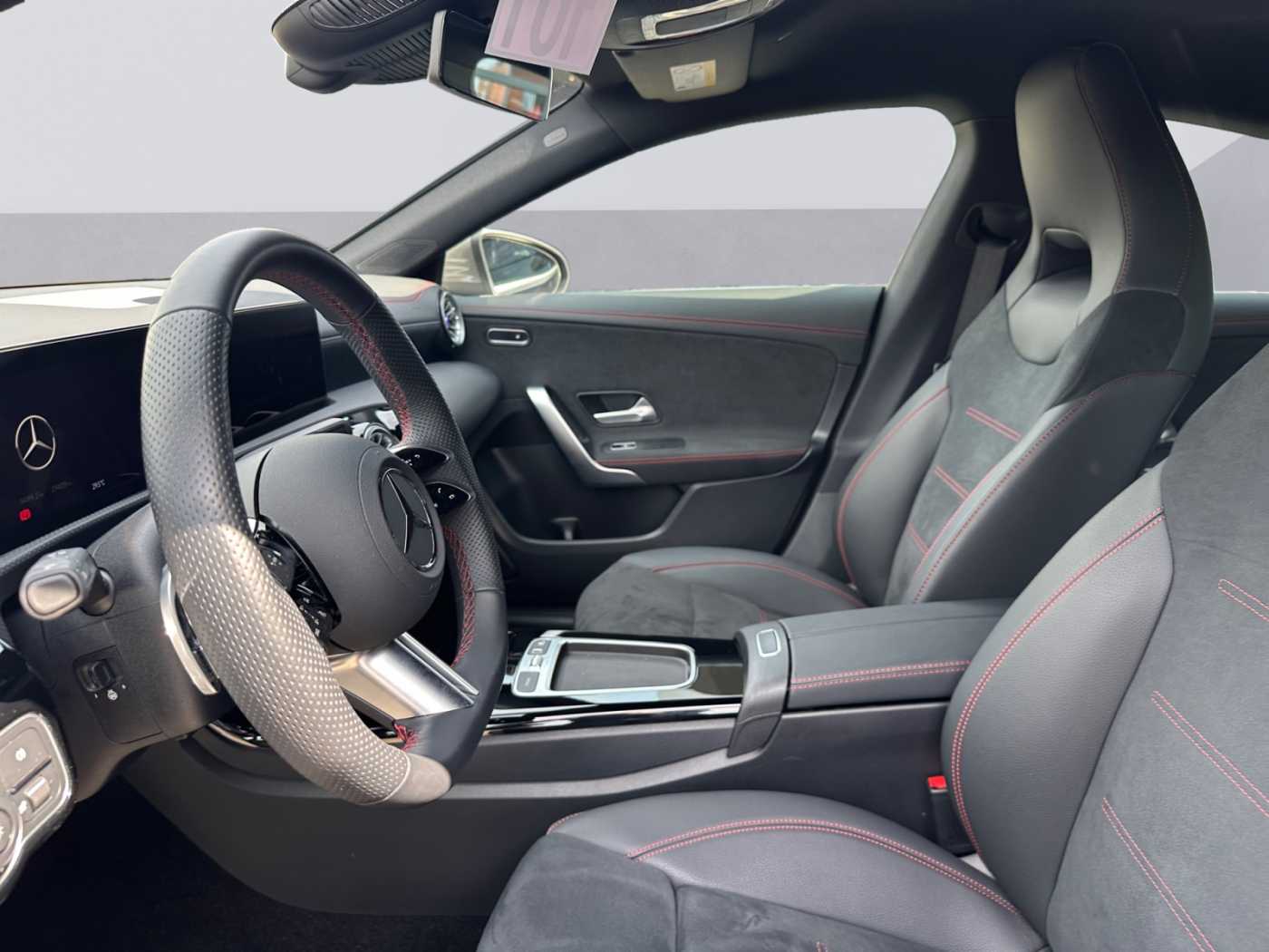 xxl_kfz113956206_w1k5j8ebssn539897_08_enter-driver-codriver.jpg