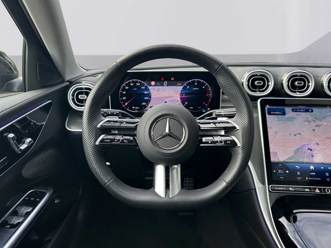 xxl_kfz113999602_w1kah0dbasf186690_11_steering-wheel-driver.jpg