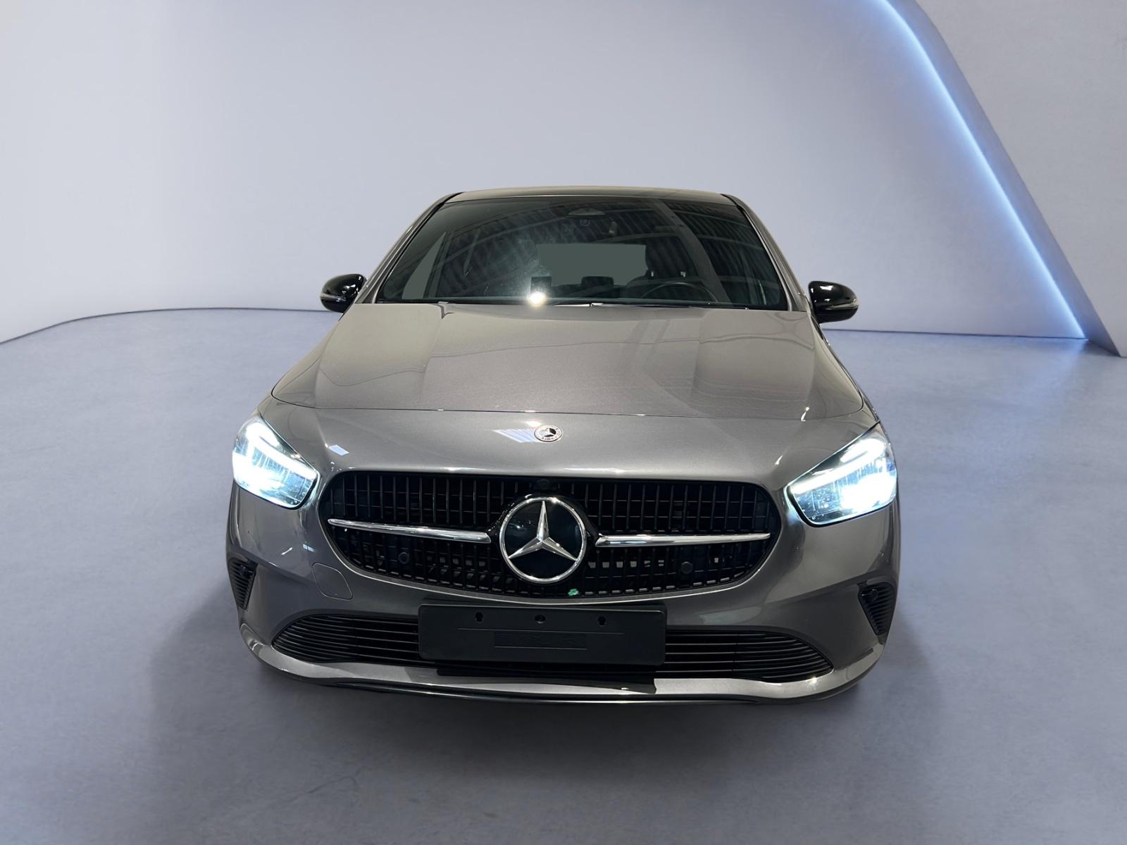 certified-alleur-mercedes-benz-classe-b-180-luxury-line-w1k4f8eb5pj478501-8.jpg
