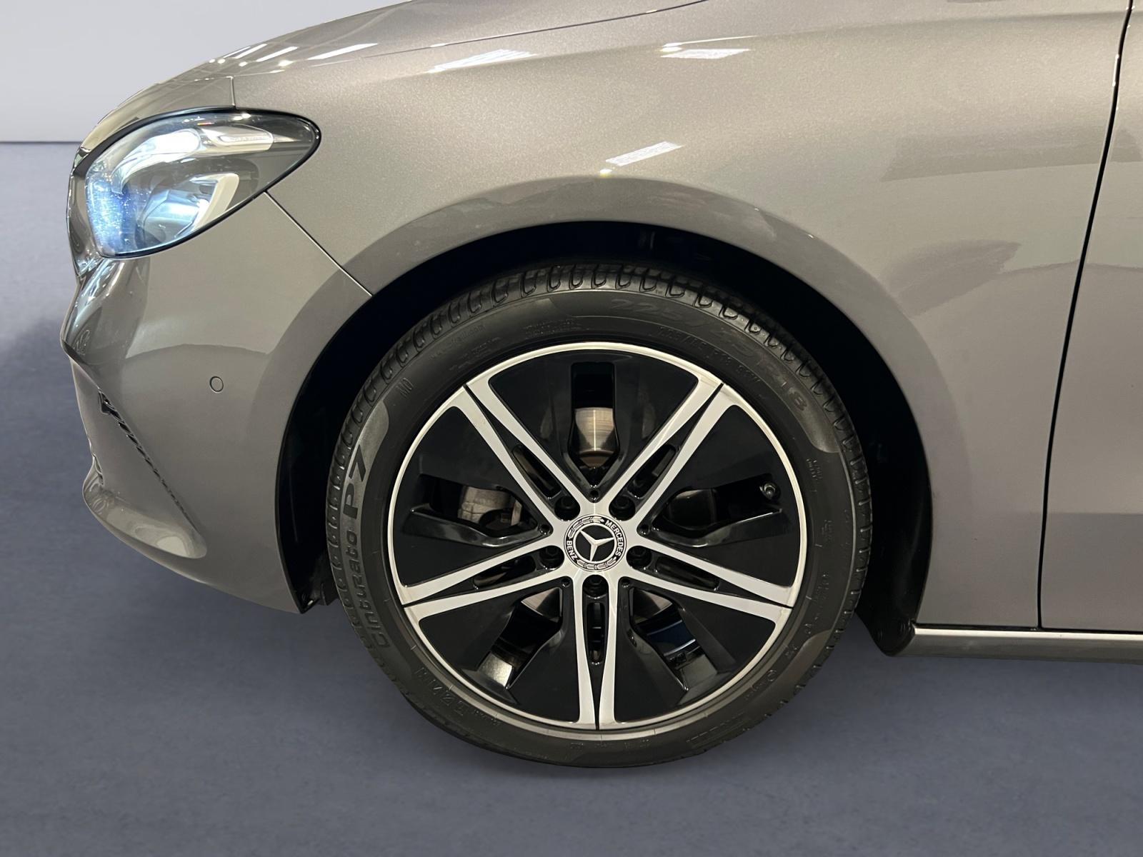 certified-alleur-mercedes-benz-classe-b-180-luxury-line-w1k4f8eb5pj478501-9.jpg
