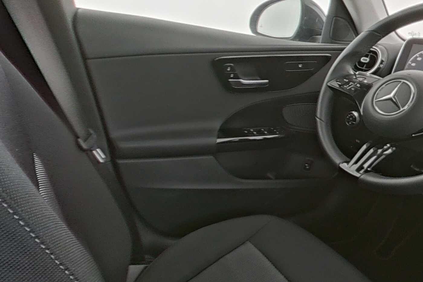 certified-alleur-mercedes-benz-classe-c-200-d-berline-w1kaf0db2pr126743-10-20260331160403.jpg