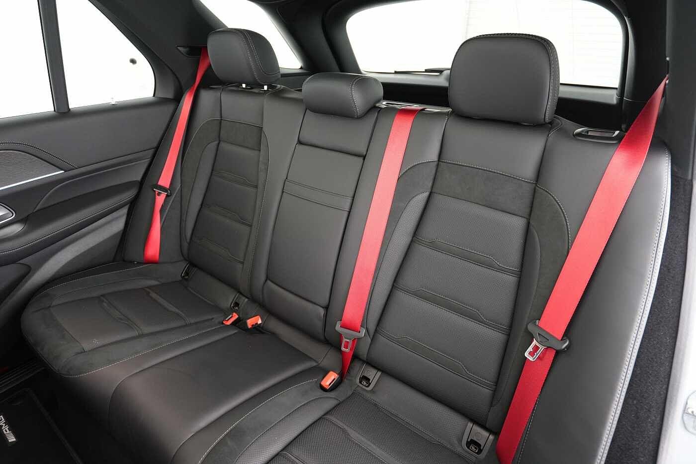 certified-alleur-mercedes-benz-gle-amg-53-4matic-transformation-utilitaire-possible-w1nfb6bb8rb094631-12-20260511091241.jpg
