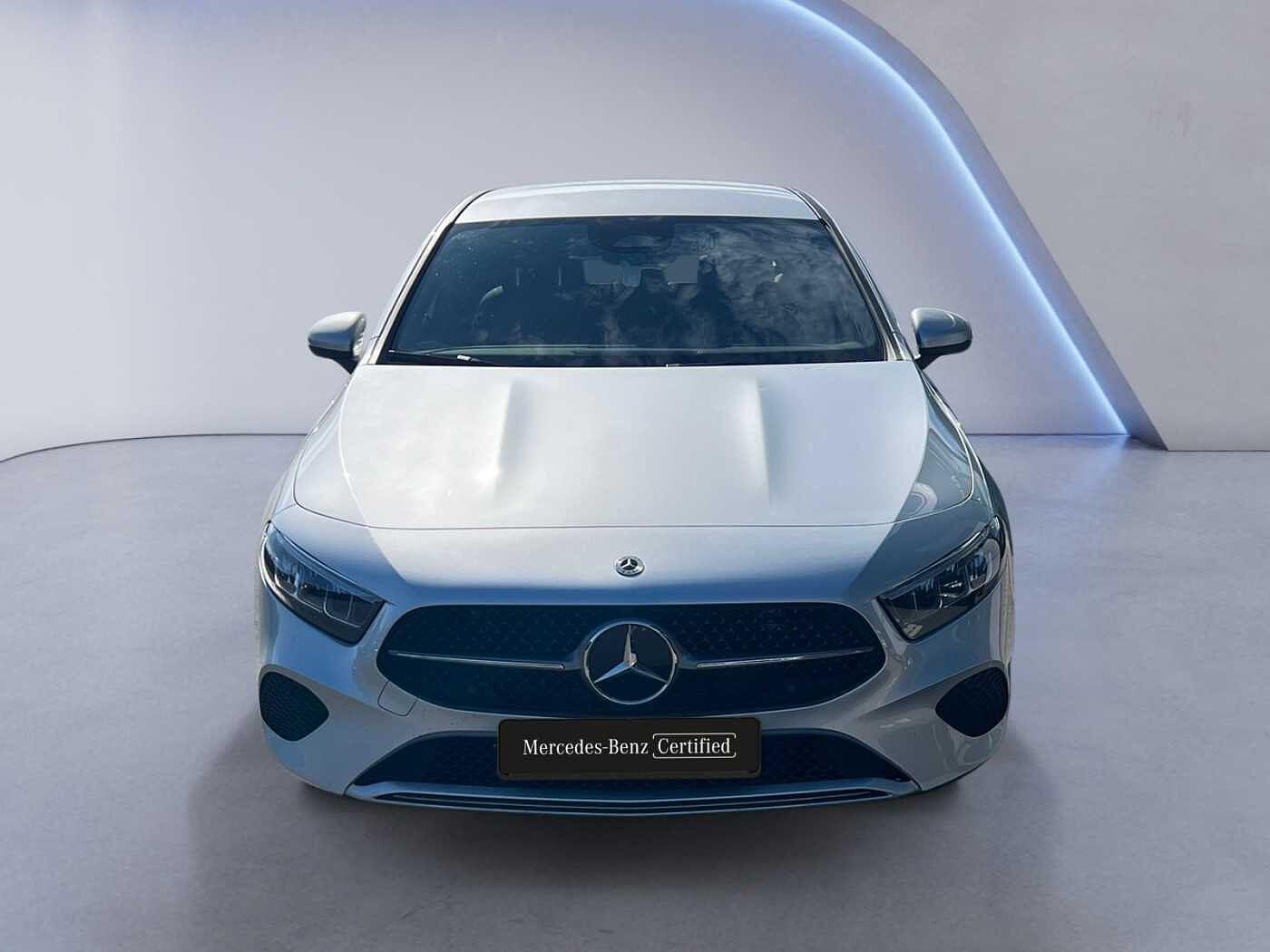 certified-arlon-mercedes-benz-a-180-berline-luxury-line-w1k3g8eb0pj423429-9-20251211162112.jpg