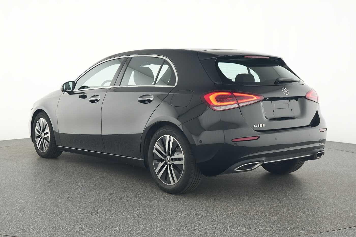 certified-beyne-heusay-mercedes-benz-a-klasse-180-w1k3f8ebxpj381077-3.jpg