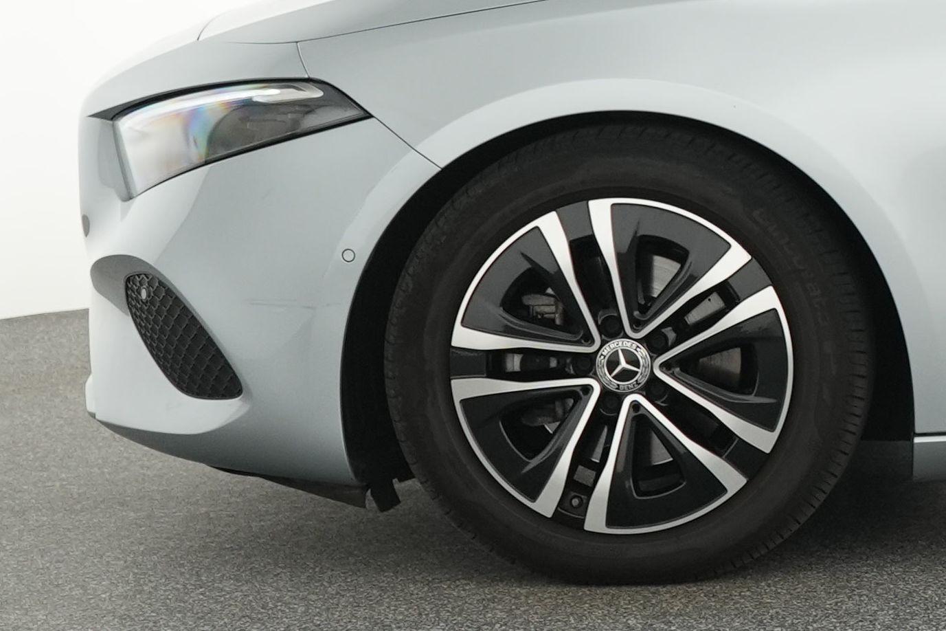 certified-beyne-heusay-mercedes-benz-classe-a-180-d-business-line-w1k3f1ab4sj466972-5.jpg