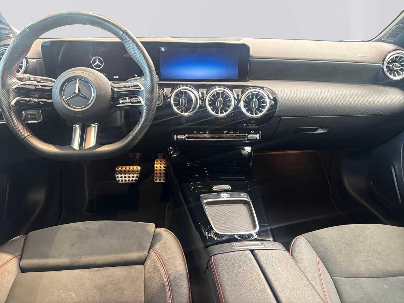 certified-eupen-mercedes-benz-classe-a-180-amg-line-w1k3f8eb3sj459143-10.jpg