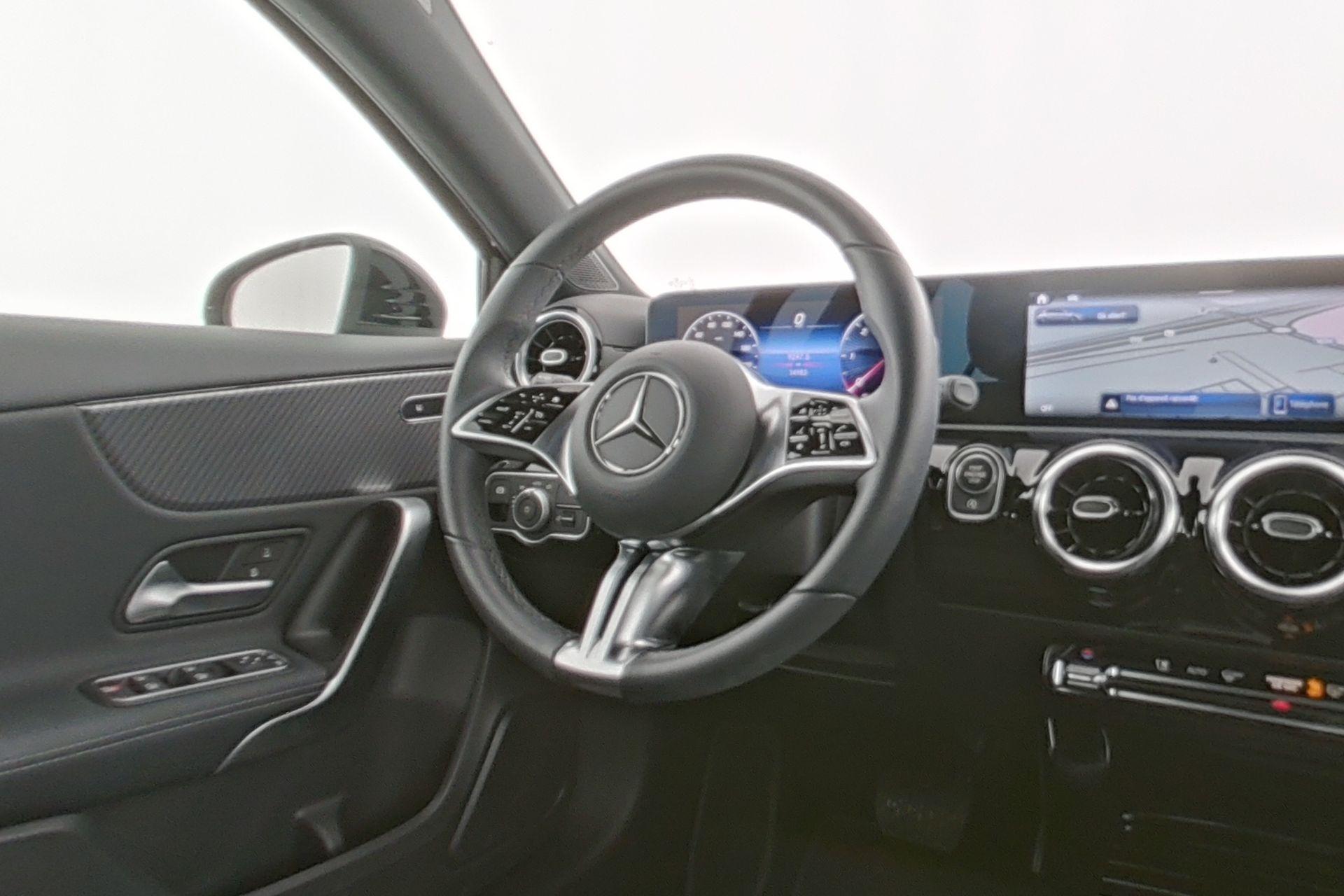 certified-namur-mercedes-benz-a-180-d-w1k3f1ab2sj471863-13.jpg