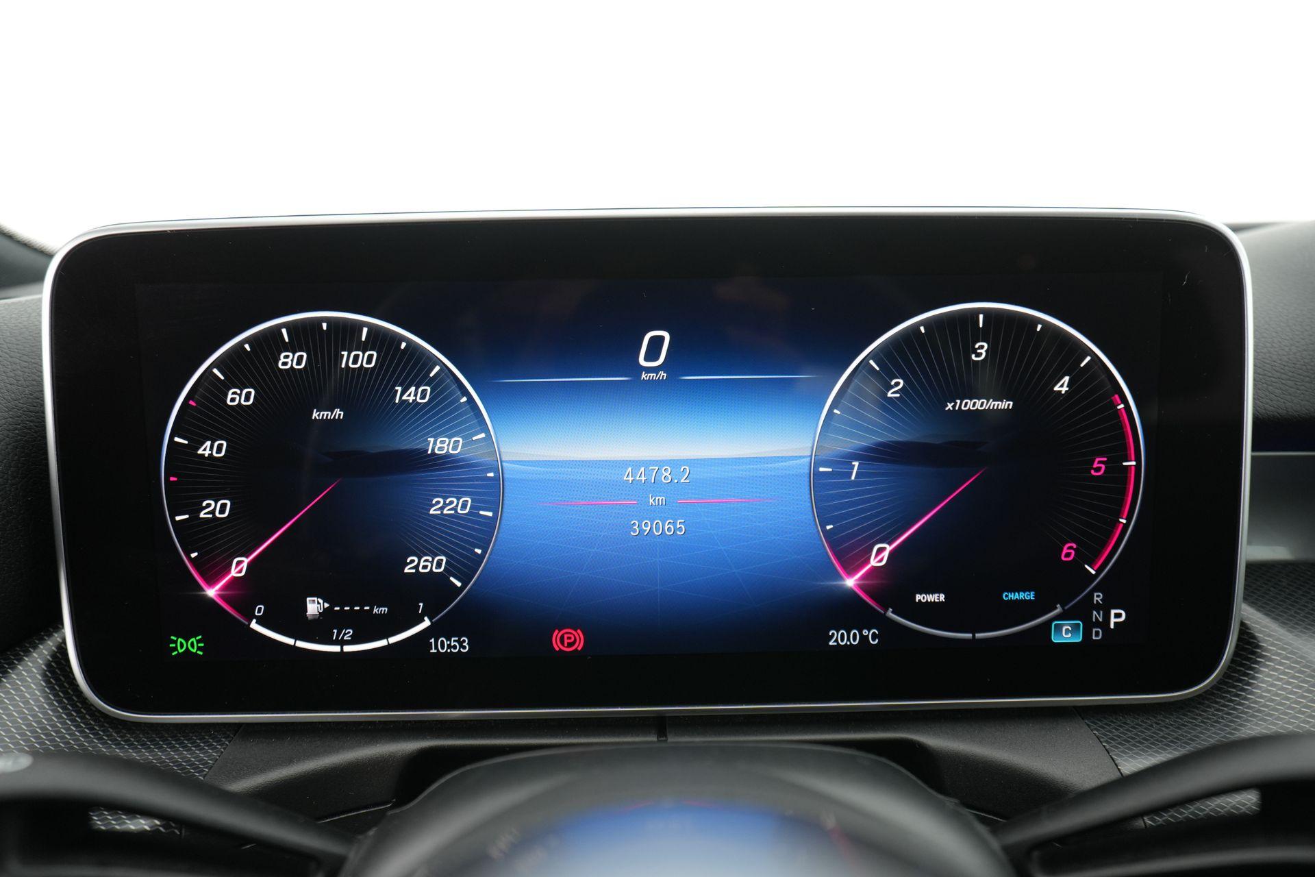 certified-namur-mercedes-benz-c-200-d-avantgarde-w1kah0db4rf167924-14.jpg