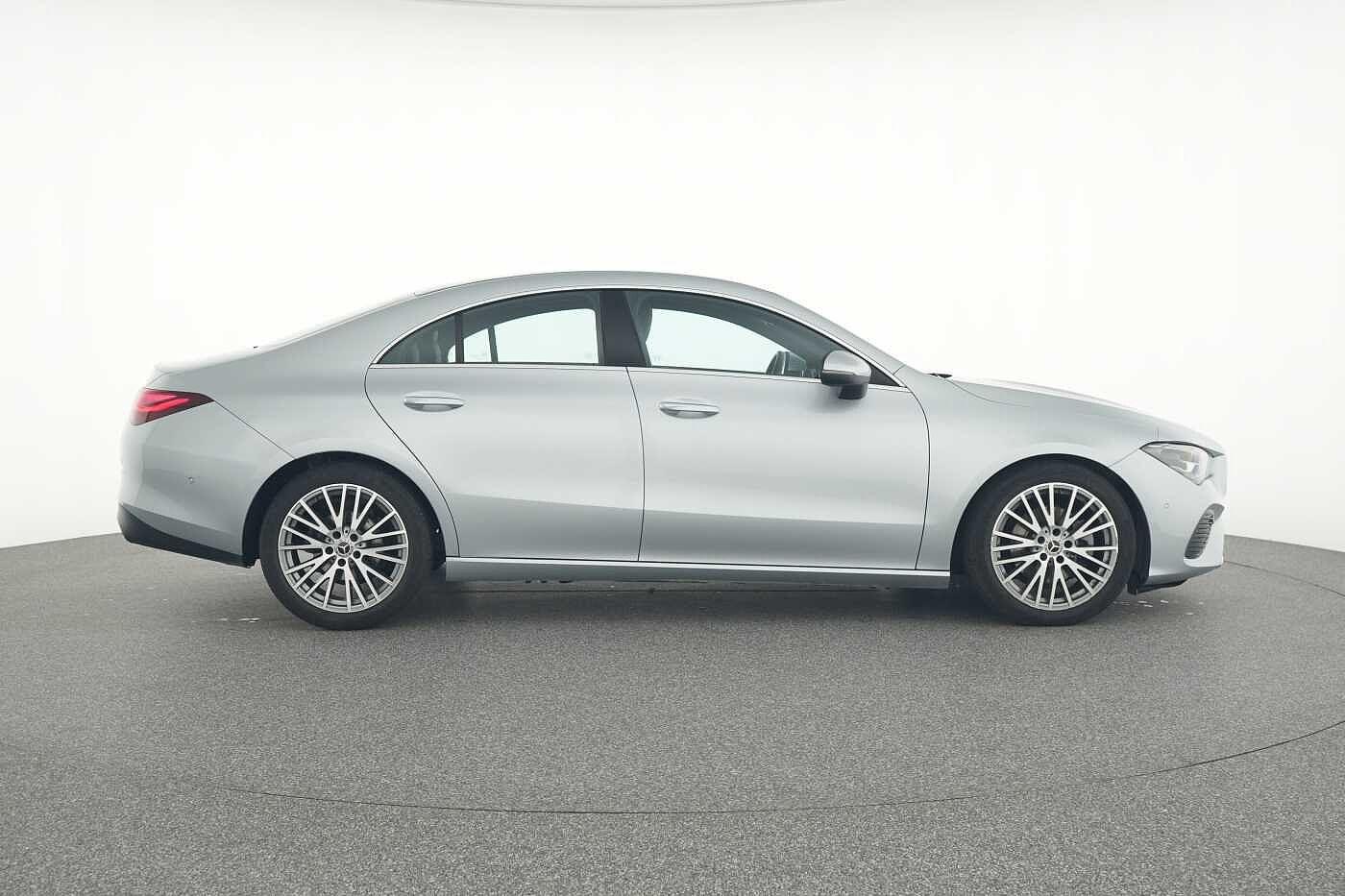 certified-namur-mercedes-benz-cla-180-d-coupe-progressive-w1k5j1ab9sn498686-9.jpg