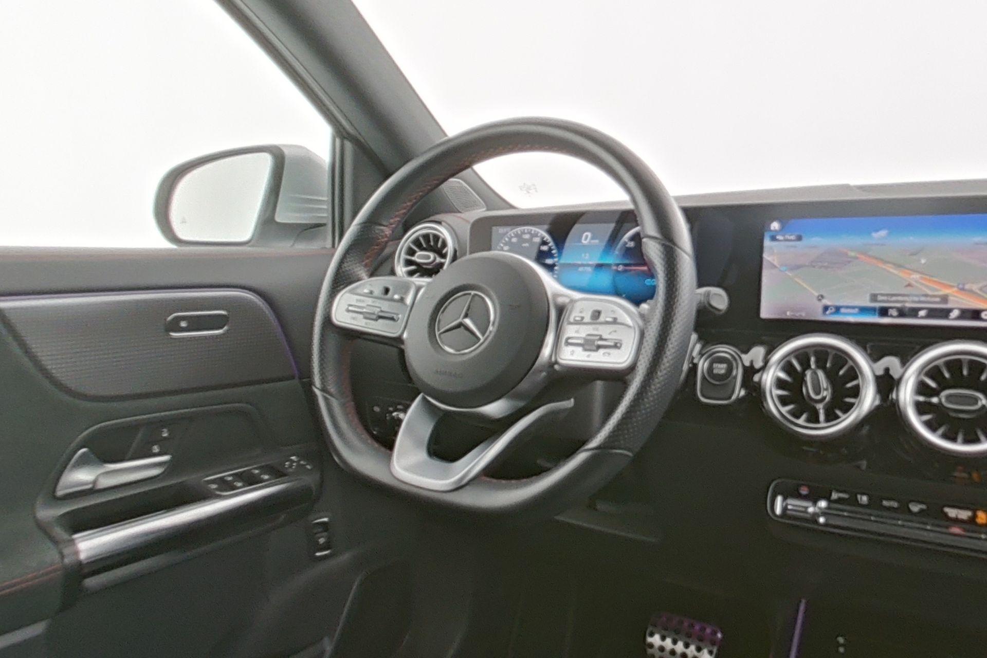 certified-namur-mercedes-benz-eqa-250-amg-line-w1n2437011j012590-13.jpg