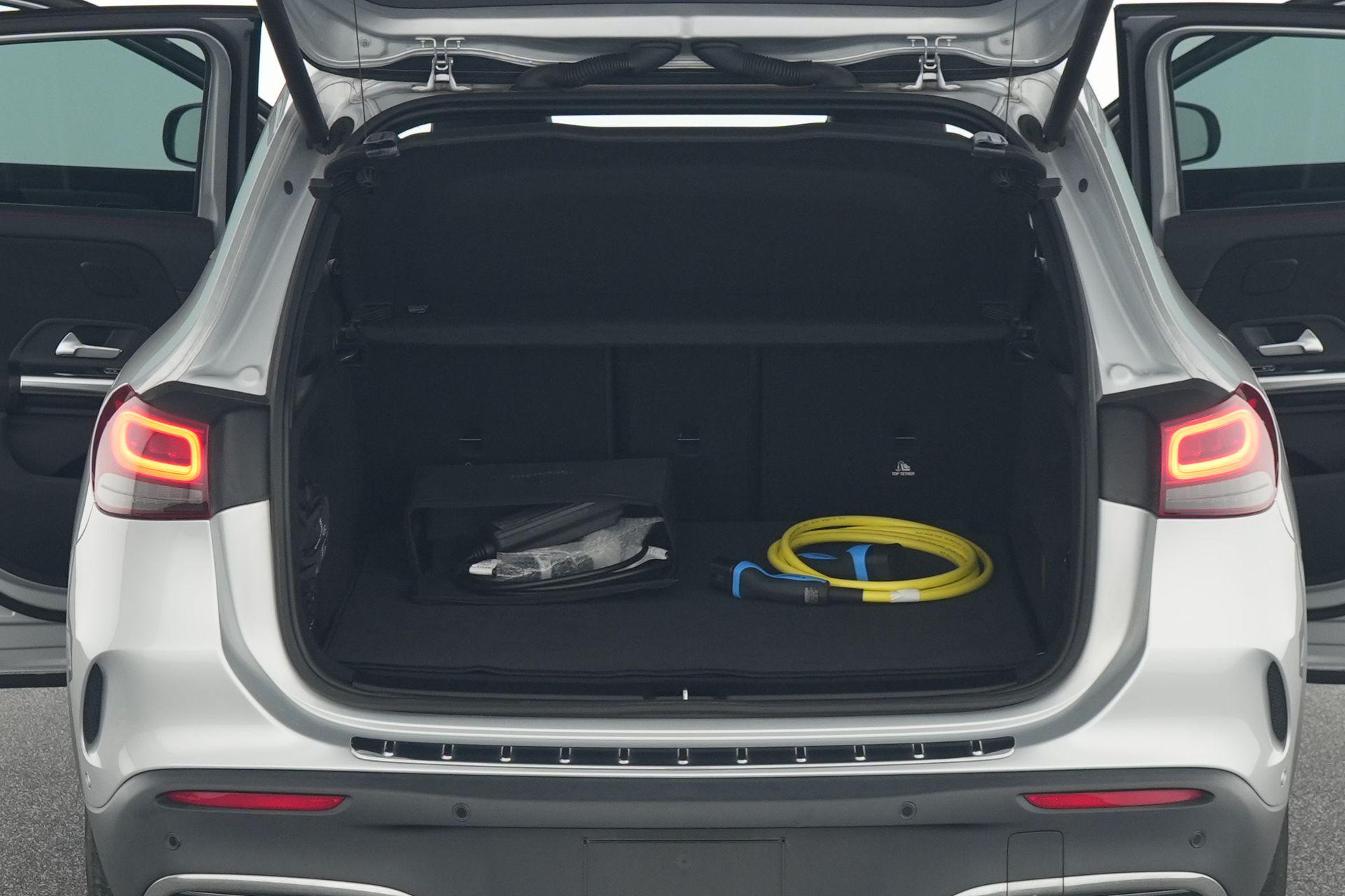 certified-namur-mercedes-benz-eqa-250-amg-line-w1n2437011j012590-18.jpg