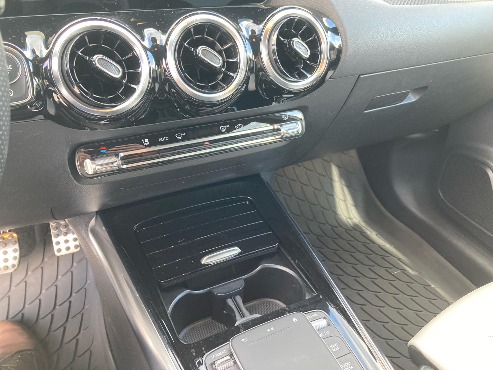 certified-namur-mercedes-benz-gla-200-amg-line-w1n2477871j250979-10.jpg