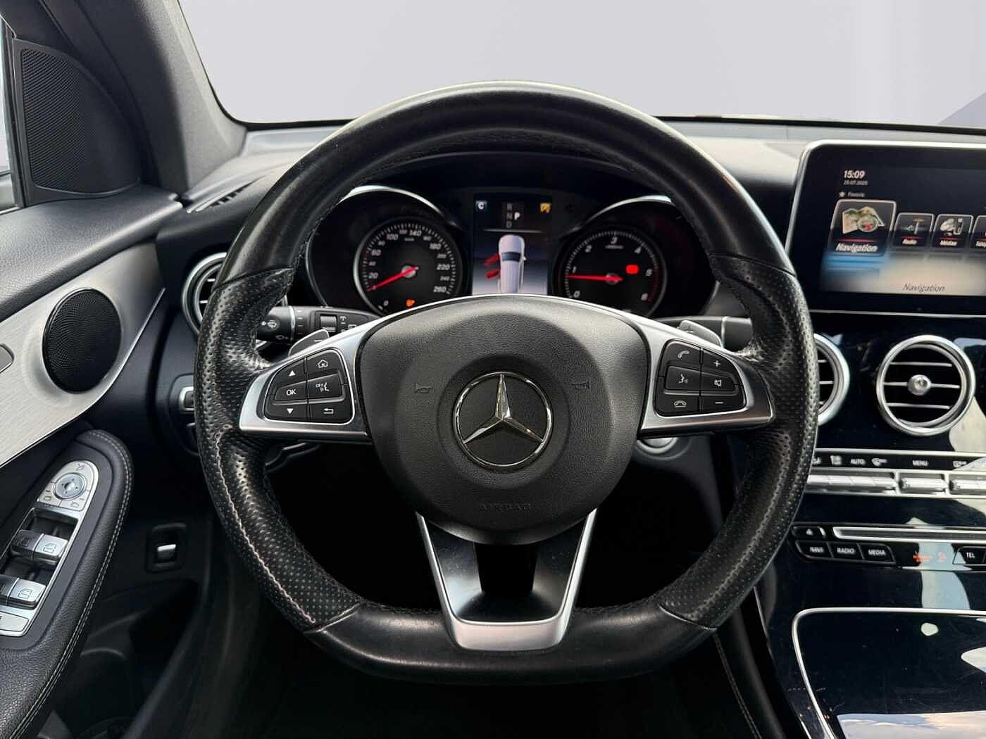 certified-namur-mercedes-benz-glc-220-d-4m-amg-line-wdc2539051f458521-15.jpg