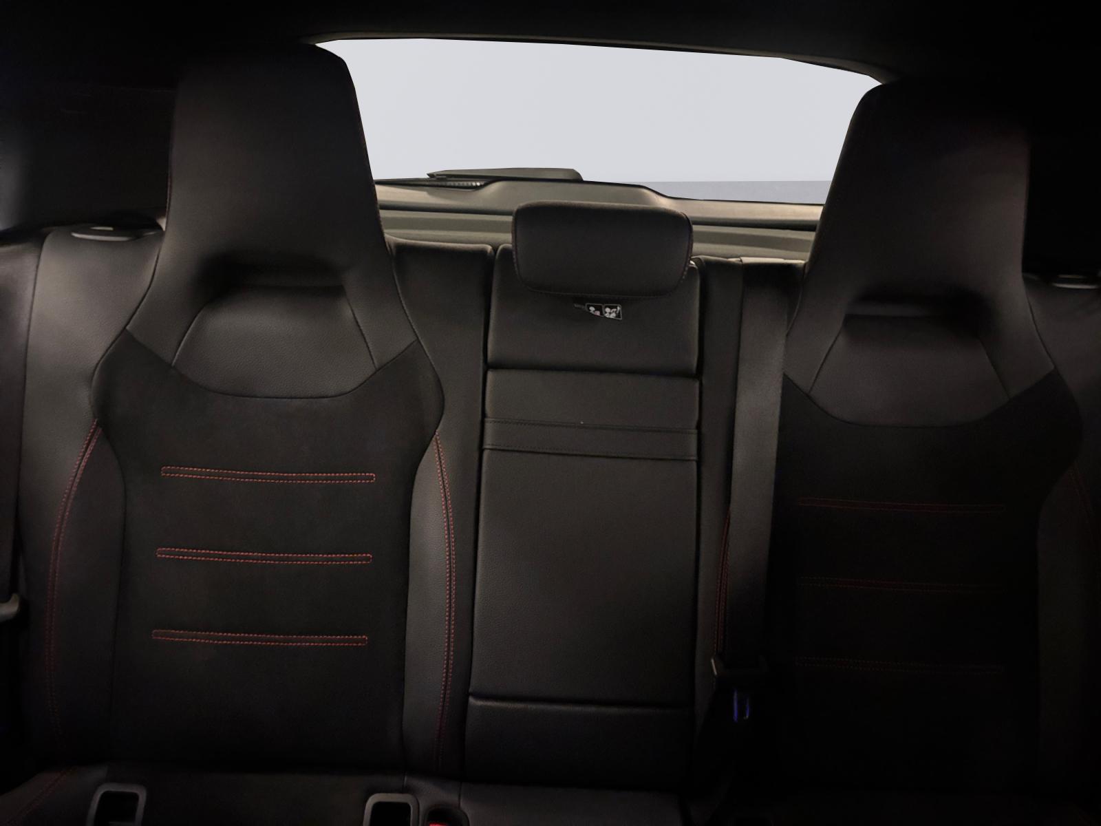 certified-verviers-mercedes-benz-classe-a-amg-line-w1k3f8eb6sj464241-13.jpg