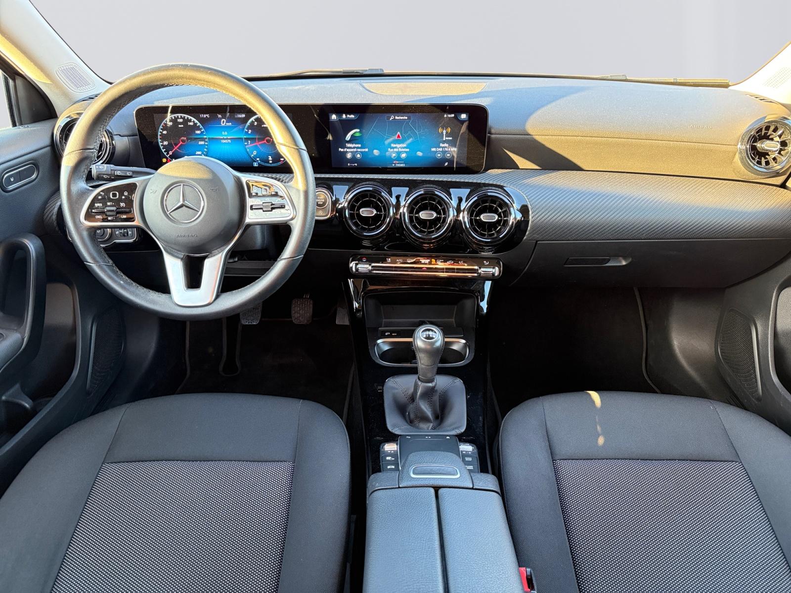 certified-namur-mercedes-benz-a-180-w1k1770841v094558-14-20260316124111.jpg