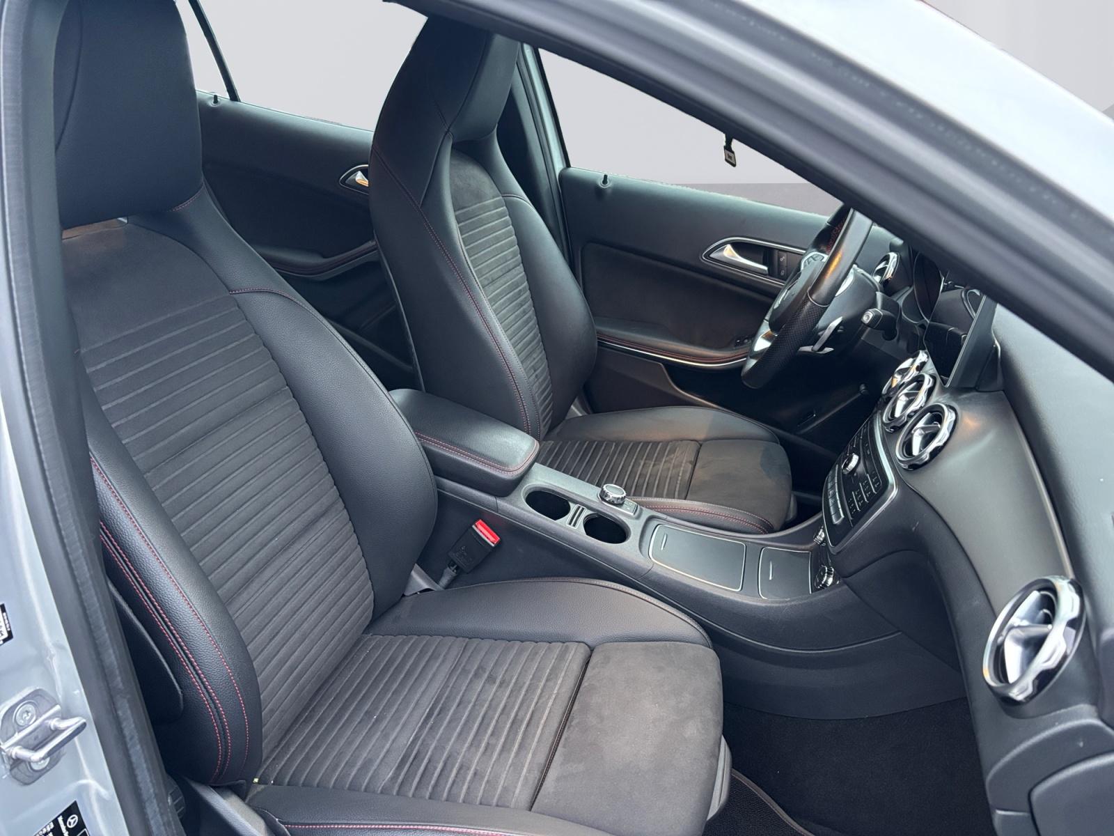 certified-namur-mercedes-benz-gla-200-amg-line-wdc1569431j630104-10-20260521155606.jpg